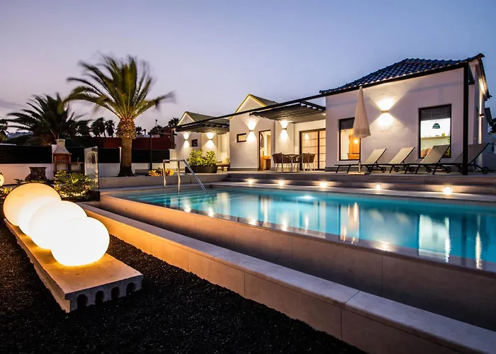 Villa Orchilla By Ecr